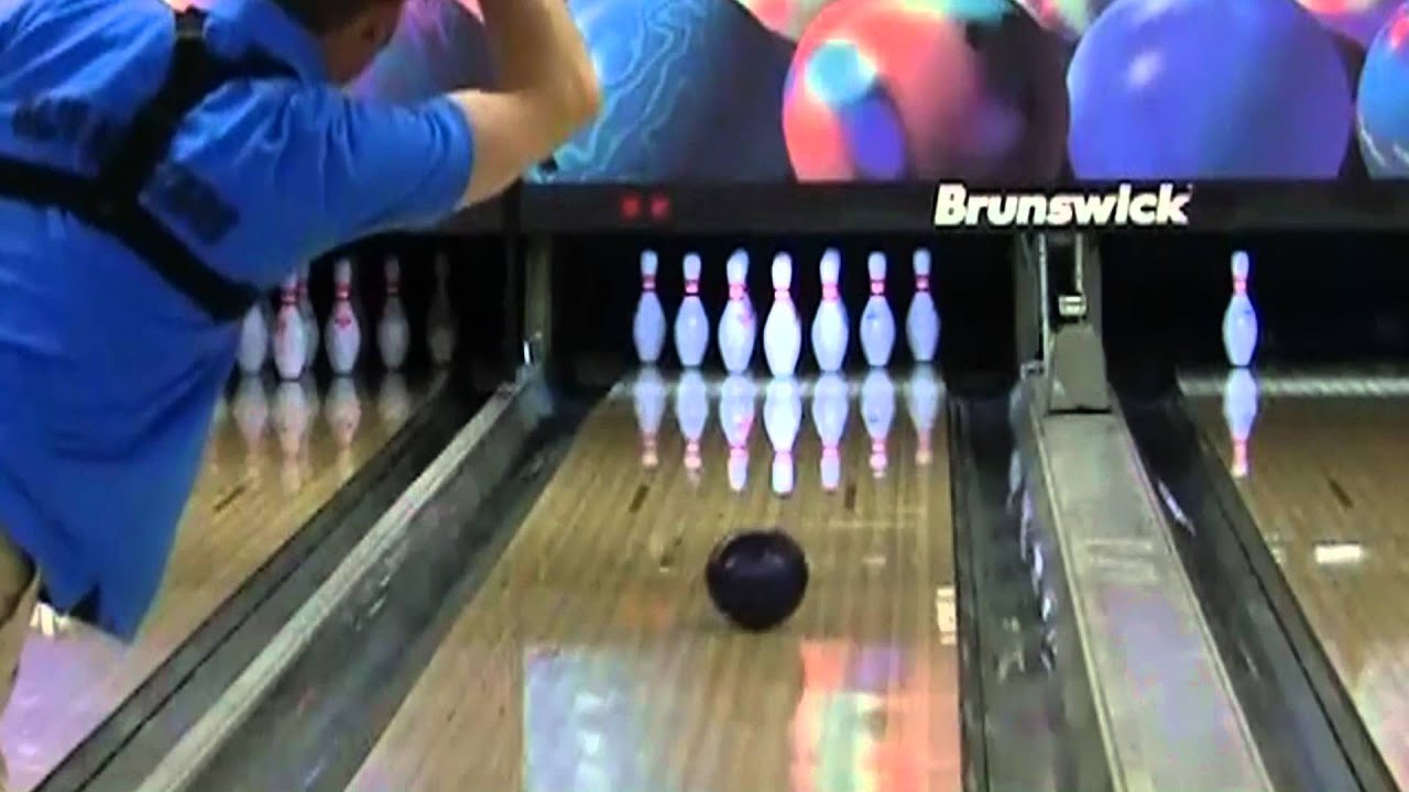 how to strike at bowling how to strike at bowling