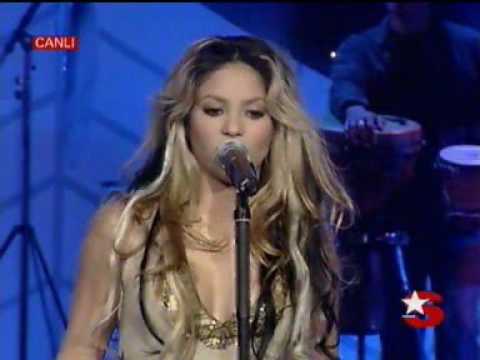 Shakira - Ojos Así + Underneath Your Clothes + Whenever, Wherever (Live Miss Turkey 2002)