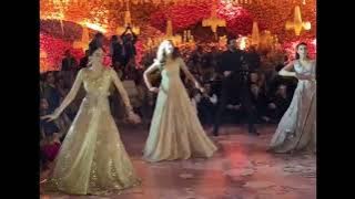 At popular wedding - 4 Cousin cute dance with one handsome friend | leley maza ley