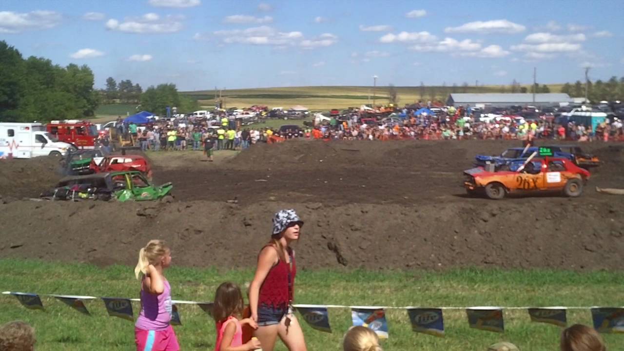 2016 New Salem, ND Demolition DerbyChain and Bang Heat 2 YouTube