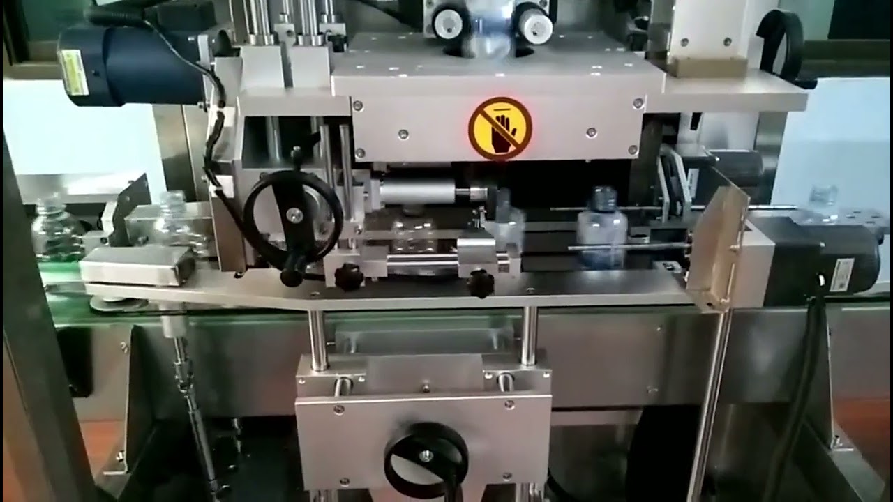 Automatic Shrink Sleeve Labeling Machine