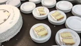 How to cut a wedding cake at McHale's
