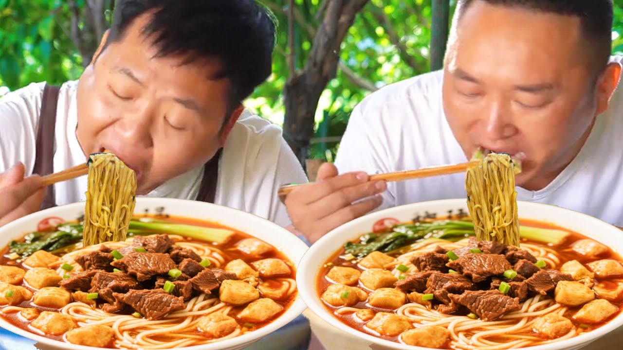 摘點青菜，二弟做“牛肉麵疙瘩”，香辣勁道大口嗦面真過癮【鐵鍋視頻】