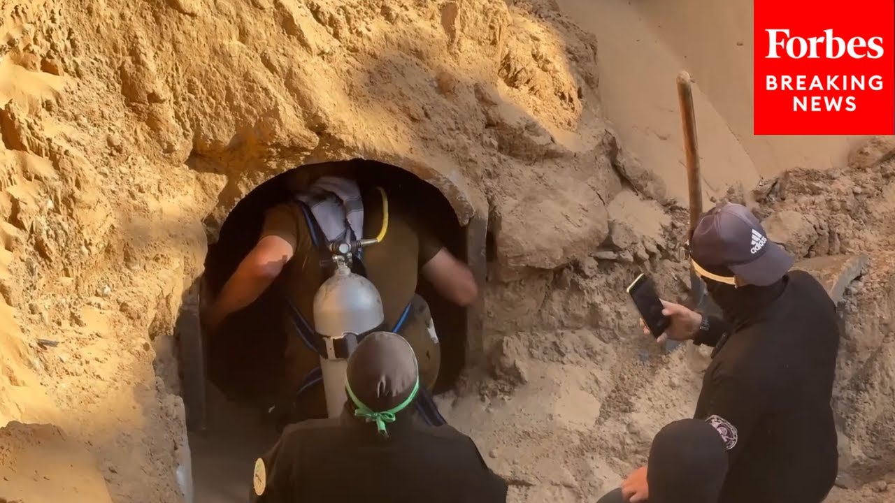 Members Of Hamas Search Tunnels Beneath Gaza For Remains Of Israeli Hostages