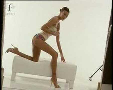 fashiontv | FTV.com - BACKSTAGE DOLORES TRULL - ARGENTINA MAILLOT FEM 2003
