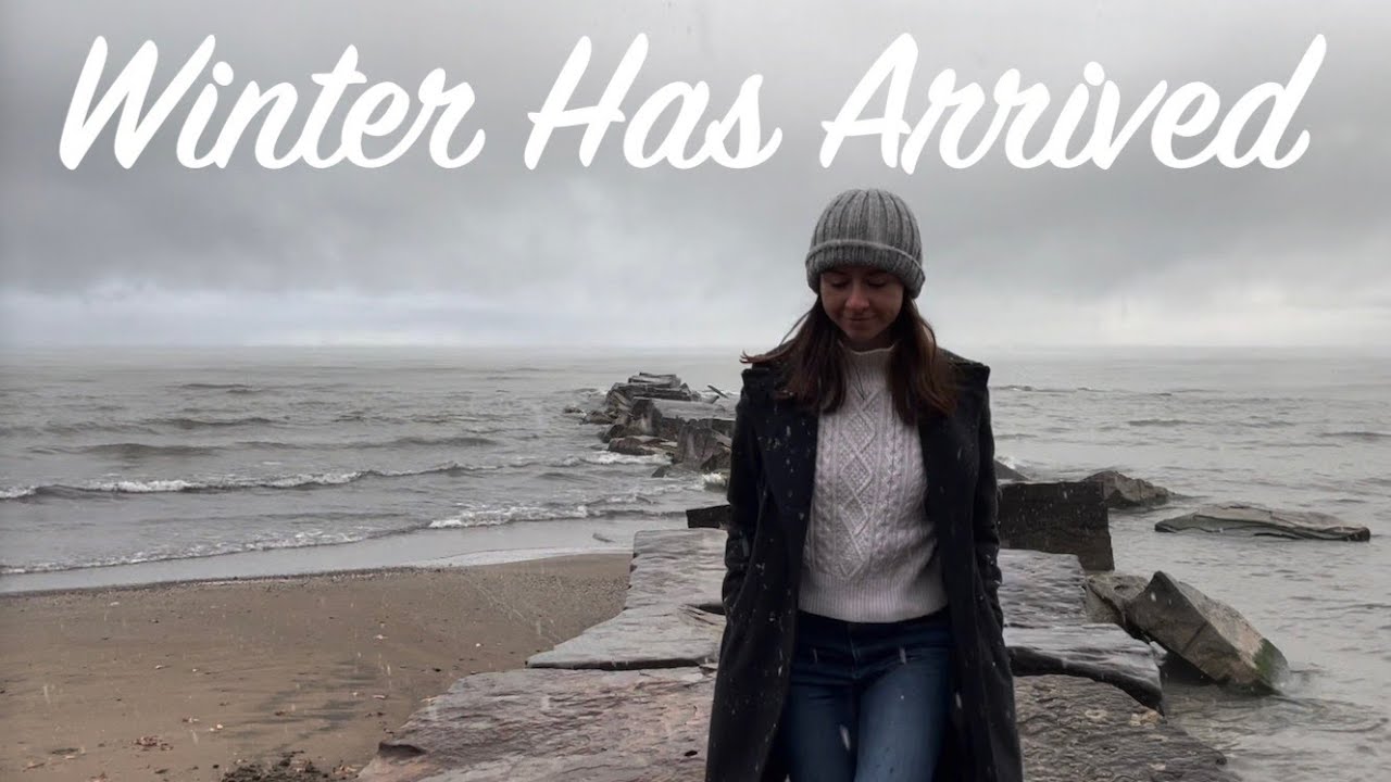 first snow of the season - YouTube