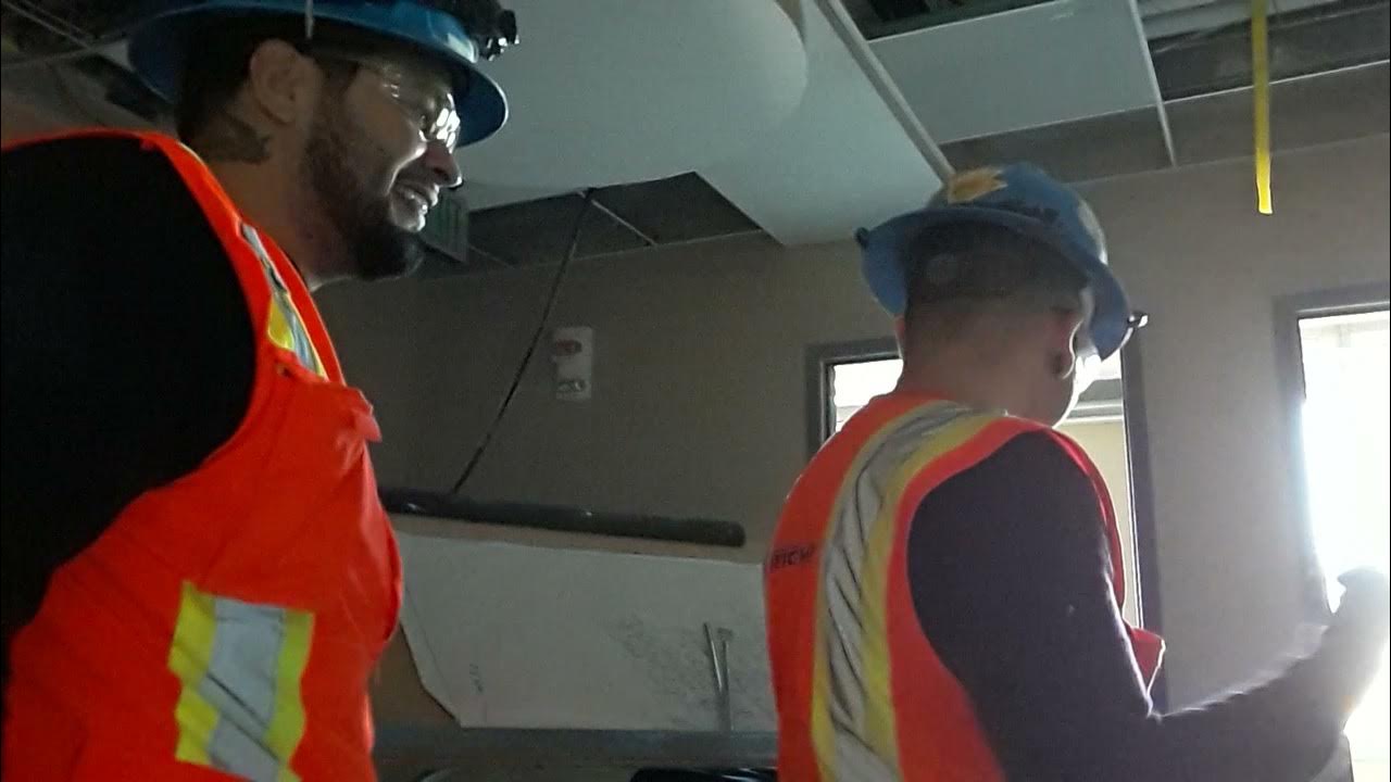 how to bend Emt conduit in 13 seconds YouTube