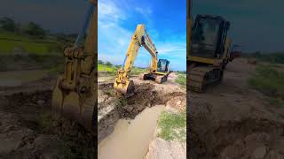 ☠. #heavymachinery #civilengineering #excavatorlife #sumitomo #constructiondaily #earthmovers