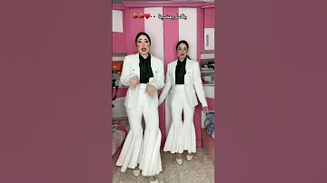 احنا بنكمل بعضنا 
