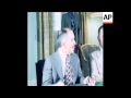 SYND 15 1 77 EGYPTIAN PRESIDENT SADAT AND KING HUSSEIN OF JORDAN MEET IN ASWAN FOR TALKS