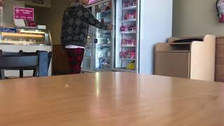 Boonk ganging ice cream
It was crazy he just came in and out Boonk ganging ice cream
