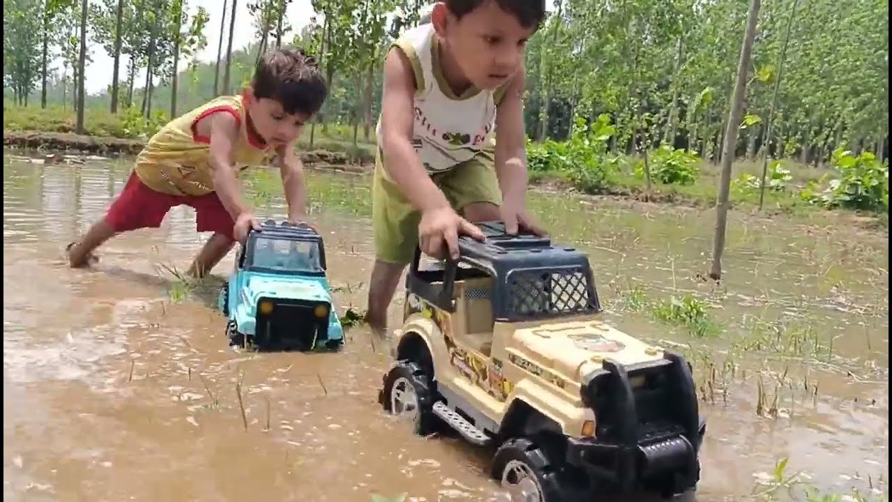 aakib aur abubakar ne chalai car Pani me, full enjoy video - YouTube