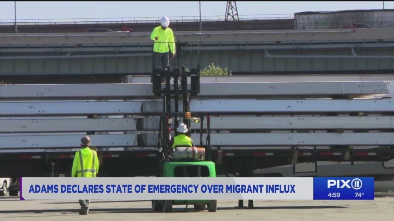 Adams declares New York City state of emergency on migrant influx - YouTube