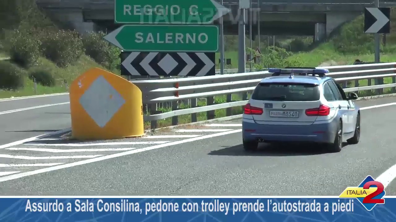 Assurdo a Sala Consilina, pedone con trolley prende l’autostrada a piedi
