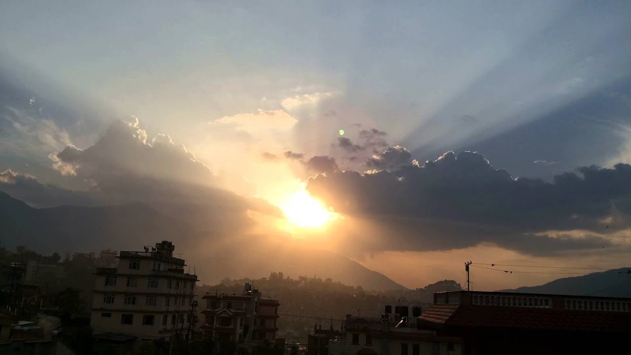 Watch the sunset in Kathmandu, Nepal in 28 seconds - YouTube