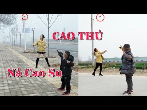 Video Tài Không Đợi Tuổi || Đây Mới Là Cao Thủ Tí Hon Bắn Ná... - youtube
