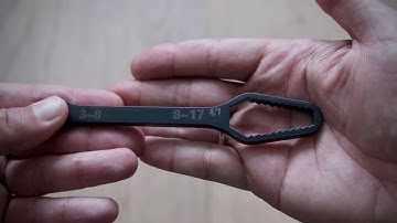 Universal wrench