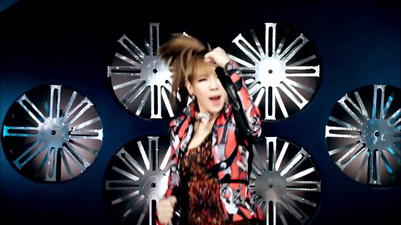 CL's solo parts in Don't Stop the Music [2NE1]