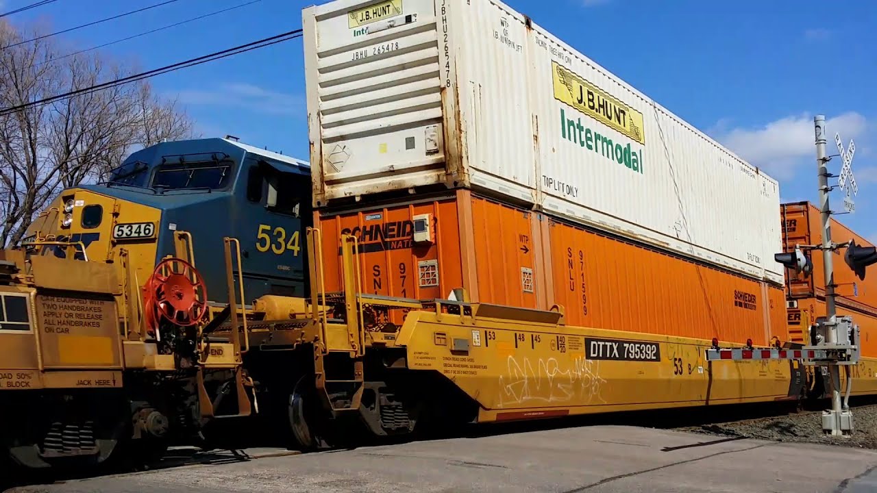 Fast CSX Trains Meet Memphis NY