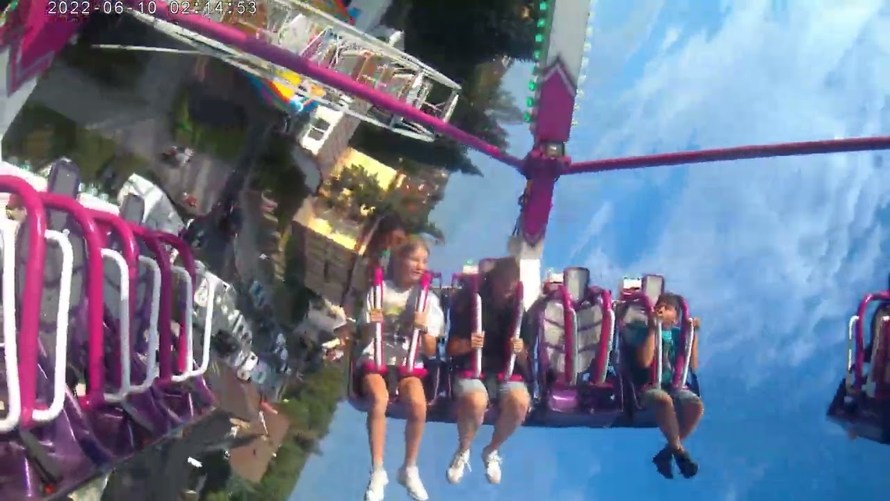 Porcinkule Jindřichův Hradec 2024 atrakce Extreme za jízdy/attraction Extreme onride