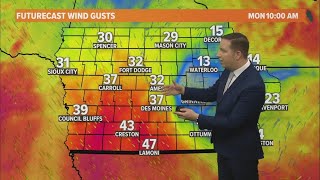 Iowa weather update: Overnight rain clears out, but gusty winds develop behind it