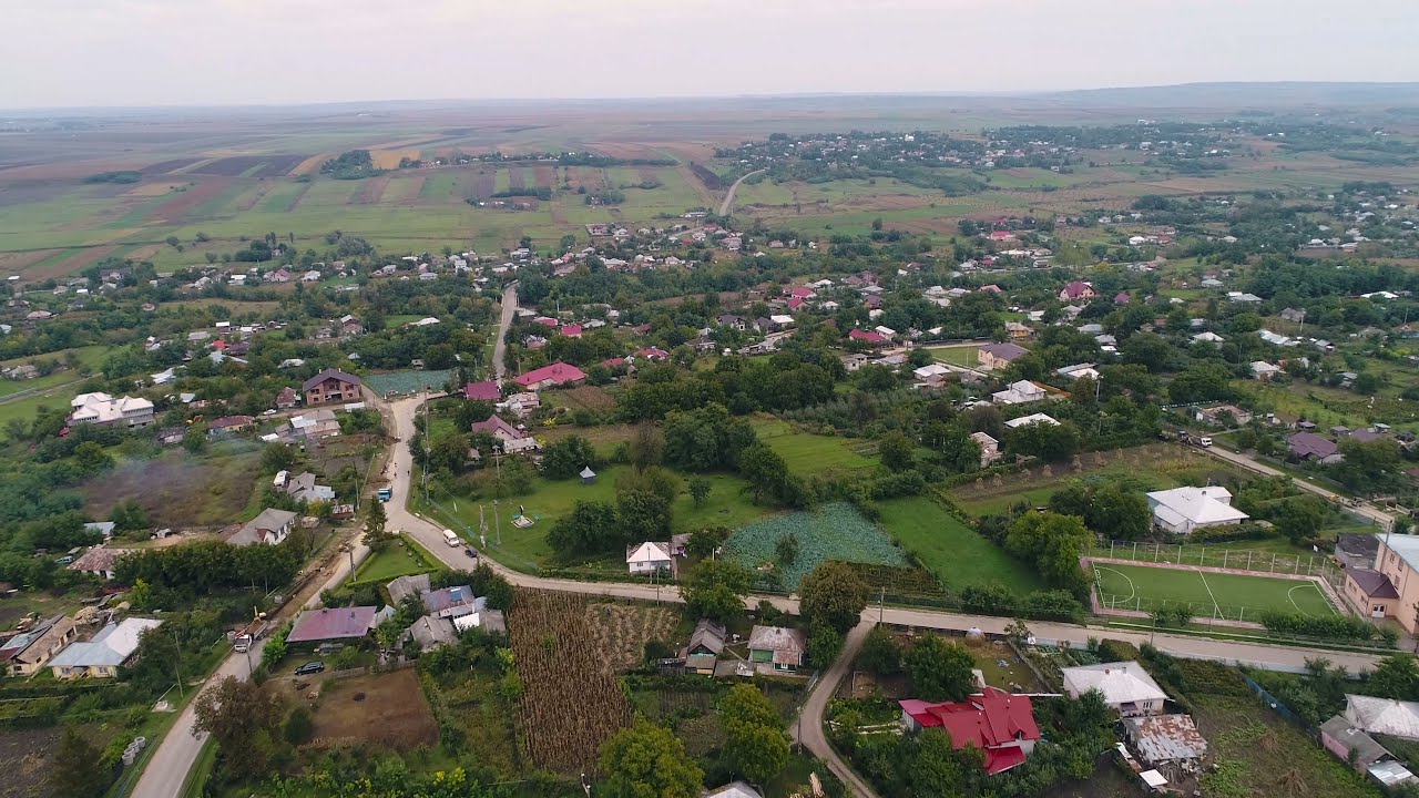 Satul Broscauti vazut de sus