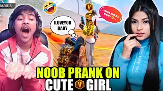 Noob Prank On Random v Badge Cute Girl on CS ranked - Garena free fire