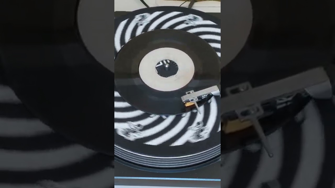 WINSTON SAMUELS - PEACE OF MIND - YouTube