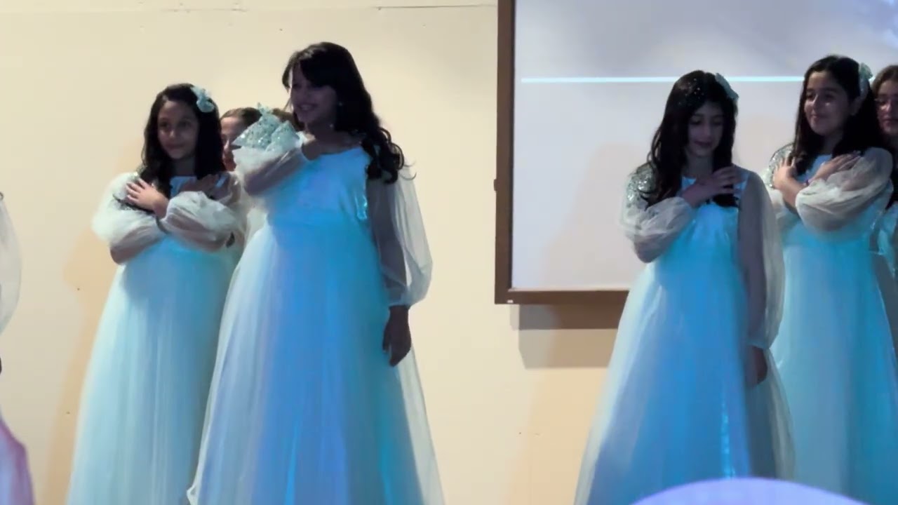 امون في تخريج مدرسة السلام