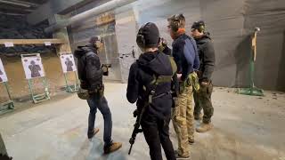 Poruszanie Się Z Bronią Wyjęcie Broni Z Kabury Fajka.