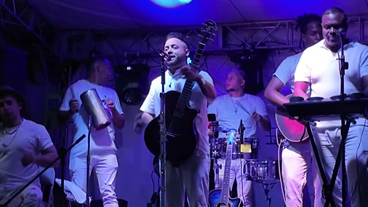 Jerick El Niño Lindo-popurry de bachata variadas 2026 en vivo musica de calle