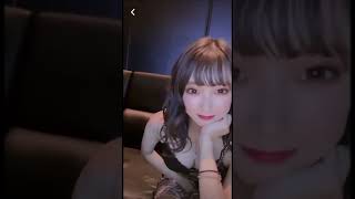 キャバ嬢　谷間見えてるよね