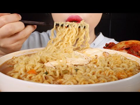 ASMR Instant <strong>Ramen</strong> Noodles with Kimchi | <strong>2</strong> packs of Shin Ramyeon | Spicy Homemade Kimchi | Mukbang