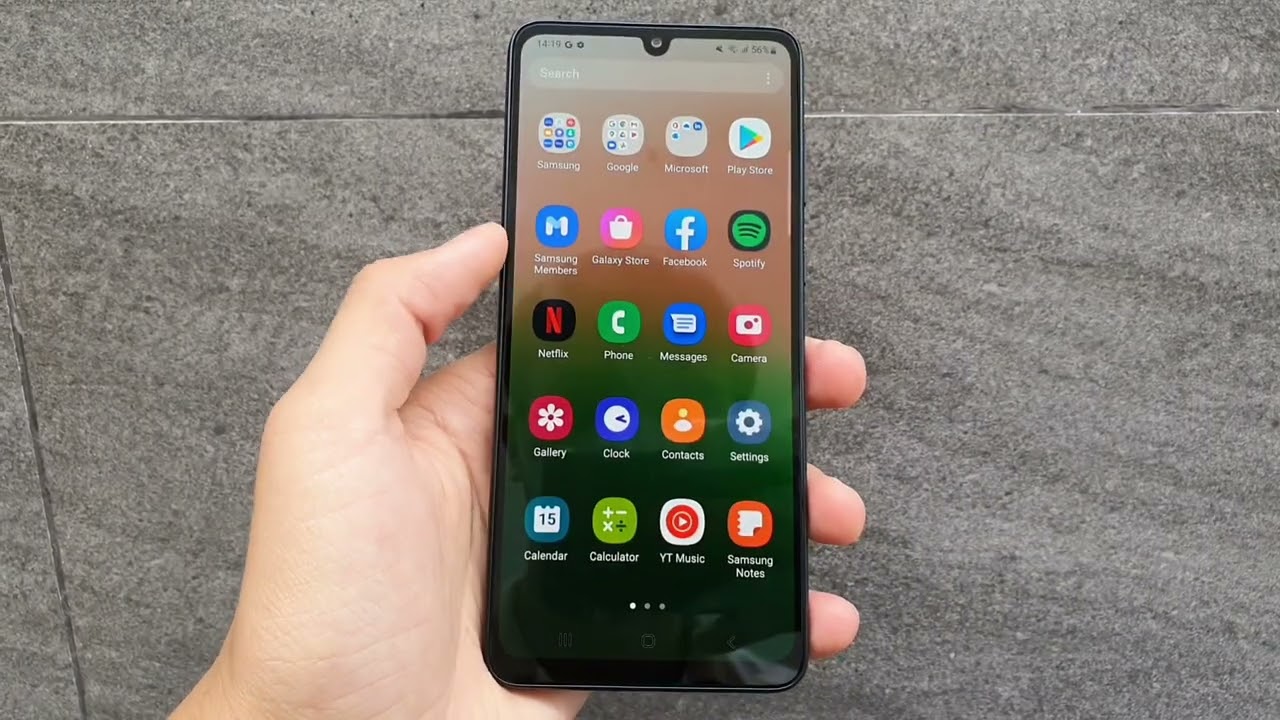 Galaxy A33 5G vỏ nhựa mà như kim loại và kính - Galaxy... - youtube