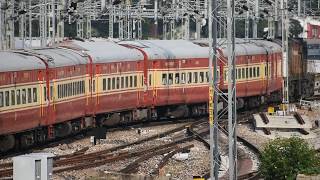 Rajdhani @ Mysuru !!!!! IRCTC tourist Special entering MYS