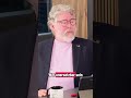 Unersetzbar wirst du nicht durch dein Logo.