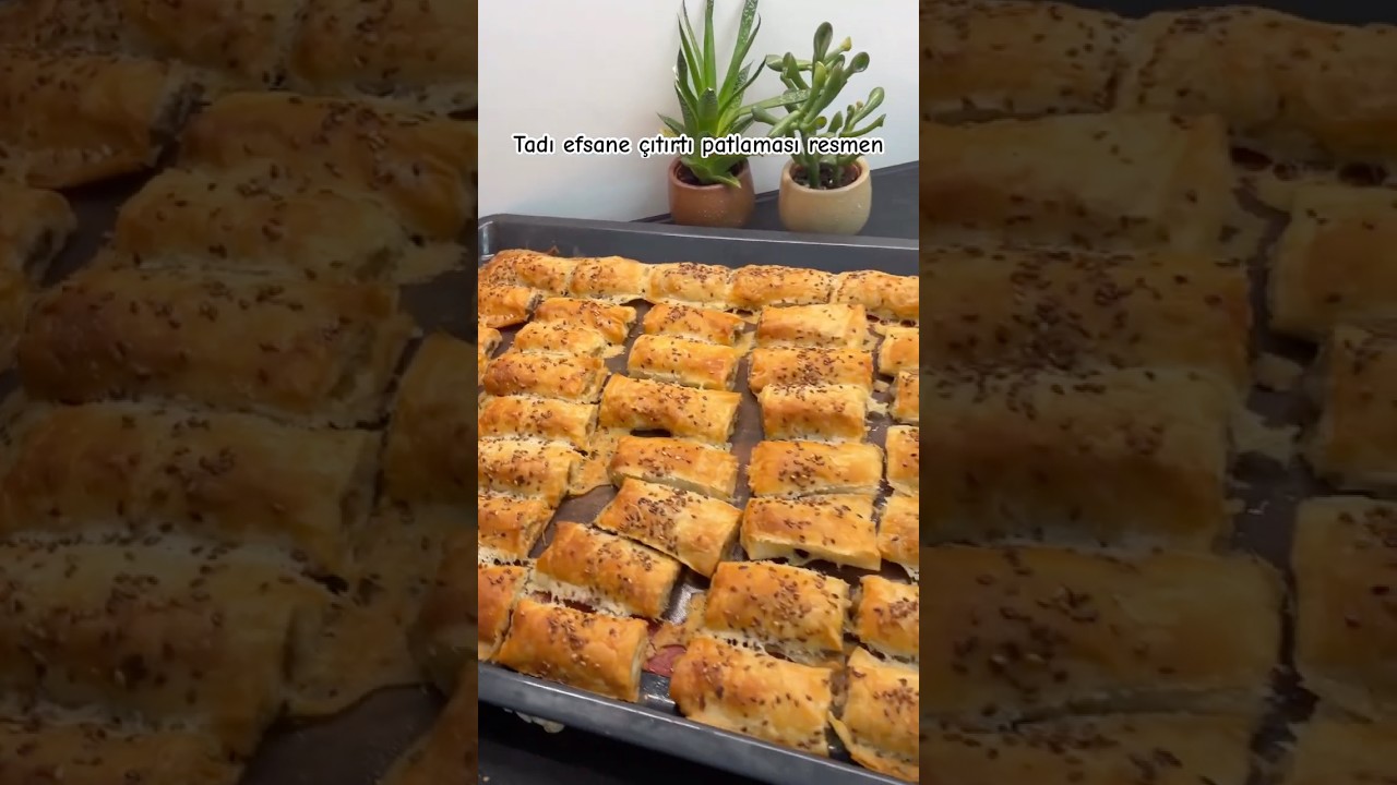 Patlıcanların en lezzetli zamanında bu tarif denensin 🧚♀️ #reels #pratiktarifler #tarif #börek Patlıcanların en lezzetli zamanında bu tarif denensin 🧚♀️ #reels #pratiktarifler #tarif #börek