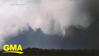 Tornado touches down near Chicago O’Hare airport l GMA