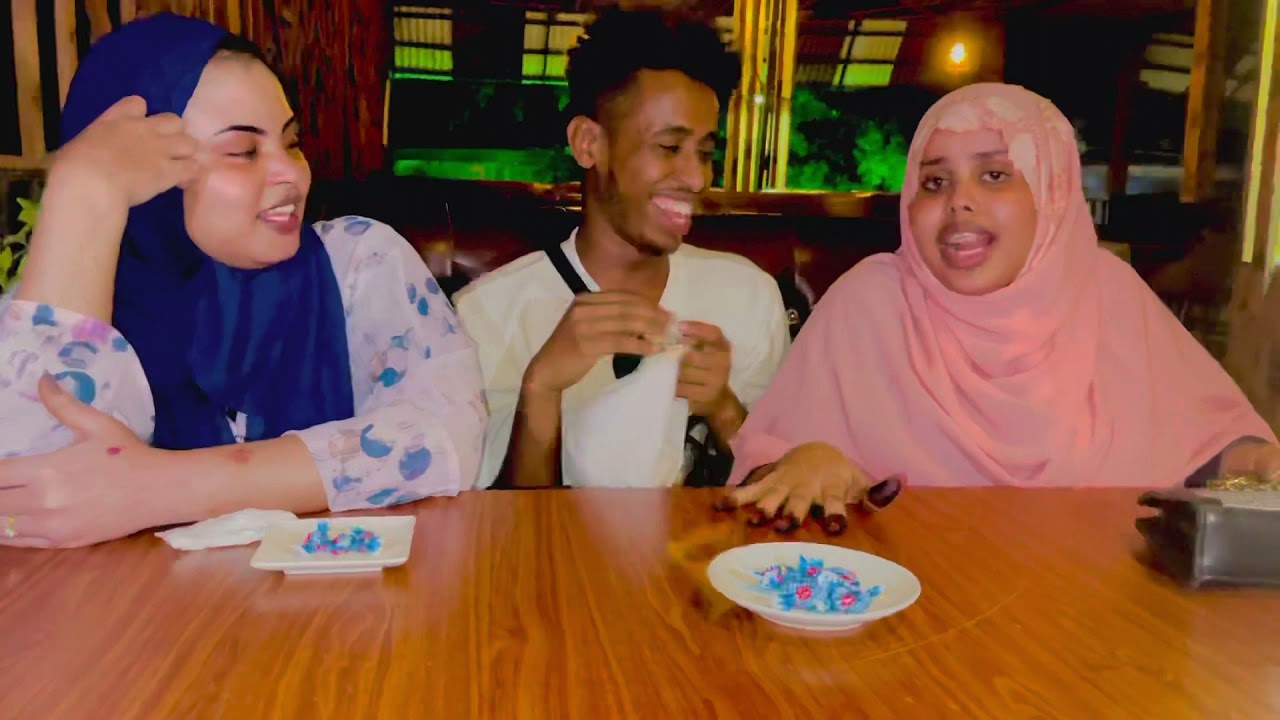 SHAADIYO SHARAF & WIILO 😂QOSAL DARTIISA WA DHIMAN GAARAY