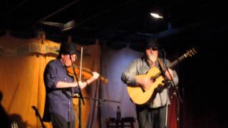 Tim O'Brien & Darrell Scott - With a Memory Like Mine chords