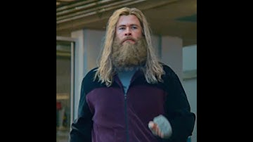 😂🌩️ Thor: voor altijd het mikpunt van de grap! 🌩️😂 #thor #avangers