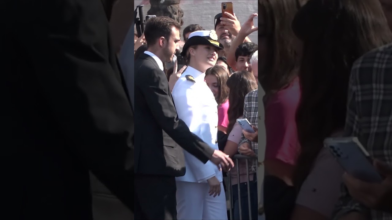 La princesa Leonor recibe, emocionada, la Medalla de Oro de Galicia