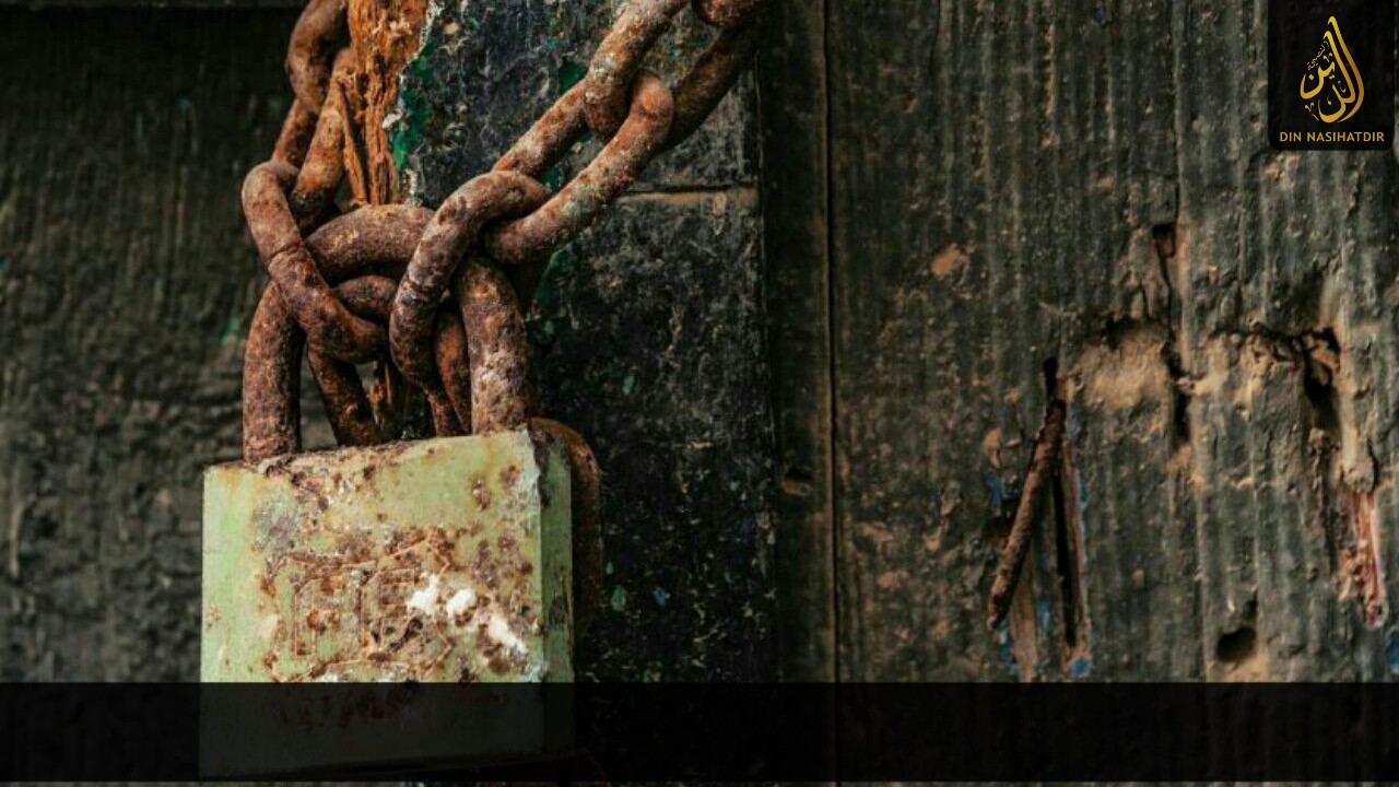 Katta silikon kokrakli yalangoch qizlar Qizining yigiti bilan onaning pornosini tomosha qiling