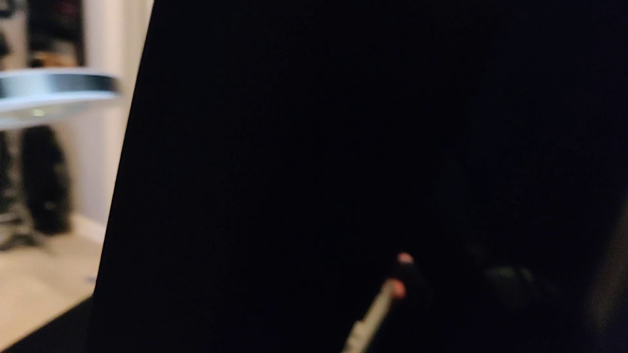 Samsung 32" SR75 4k UHD Space Monitor noises - faulty