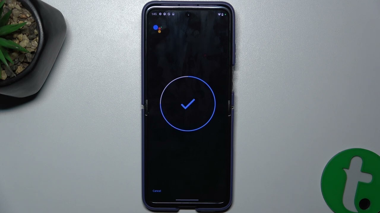 How to Configure Hey Google on Motorola Razr 50 Ultra - Voice Assistant Setup