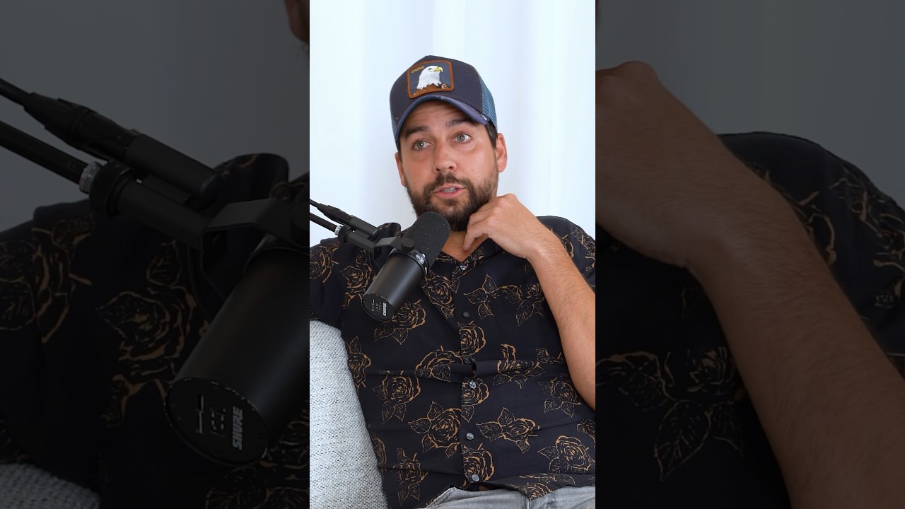 “Something went horribly wrong w/ you” | John Crist roasts Savannah Chrisley on her podcast 