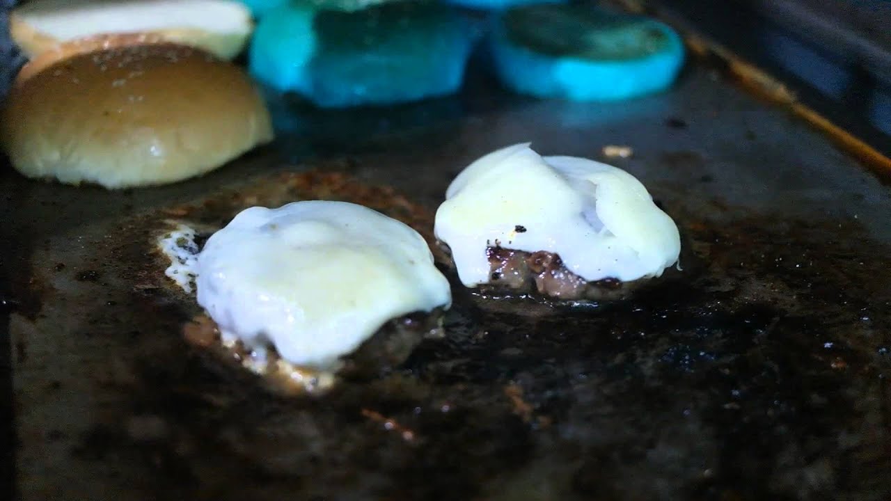 Cerita Makan | Doodle Burger Factory Jogjakarta