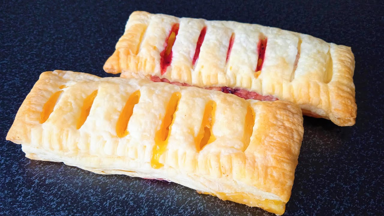 Šátečky hřeben z listového těsta s pudingovou náplňí a marmeládou za chvilku hotové, jako z pekárny