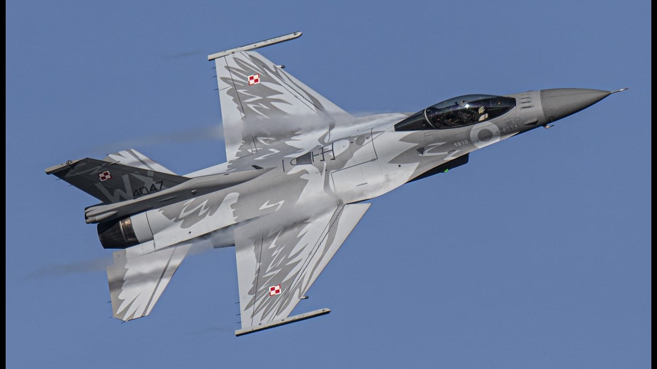 Симуляторные авиационные бои War Thunder