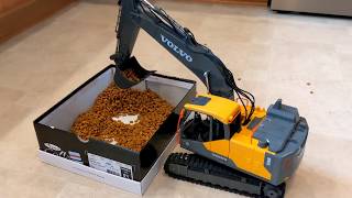 RC Volvo 1/16 scale Excavator Unboxing  by Double E